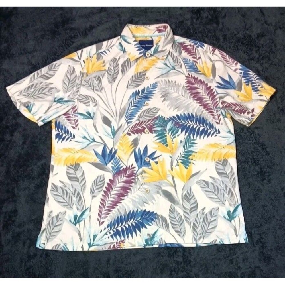 Tommy Bahama Silk Blend Hawaiian Camp Wood Button Up Shirt Mens M Tropical Aloha